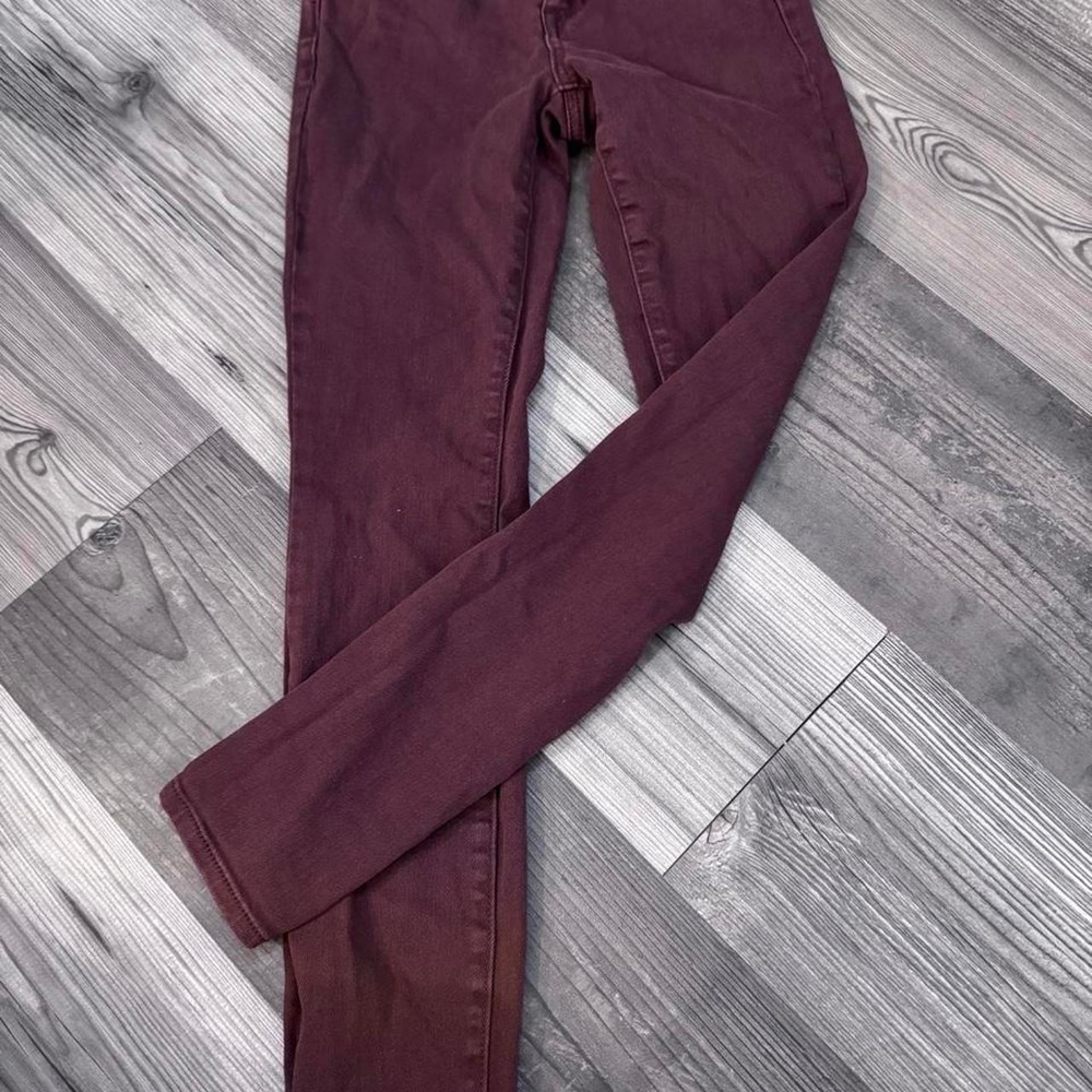 Bullhead burgundy woman's jeans size 23